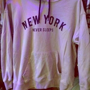 New York Never Sleeps hoodie
